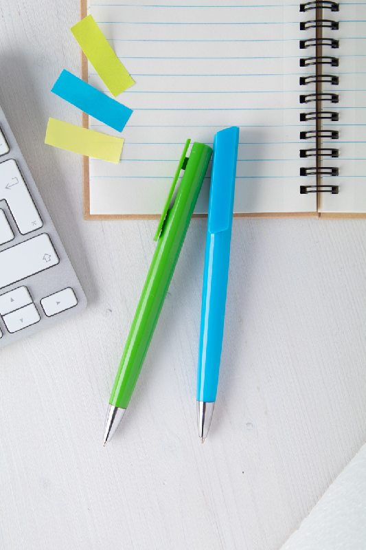 Stylo à bille en plastique - embout chromé - encre bleue - couleur bleu clair - poids 10 gr_2