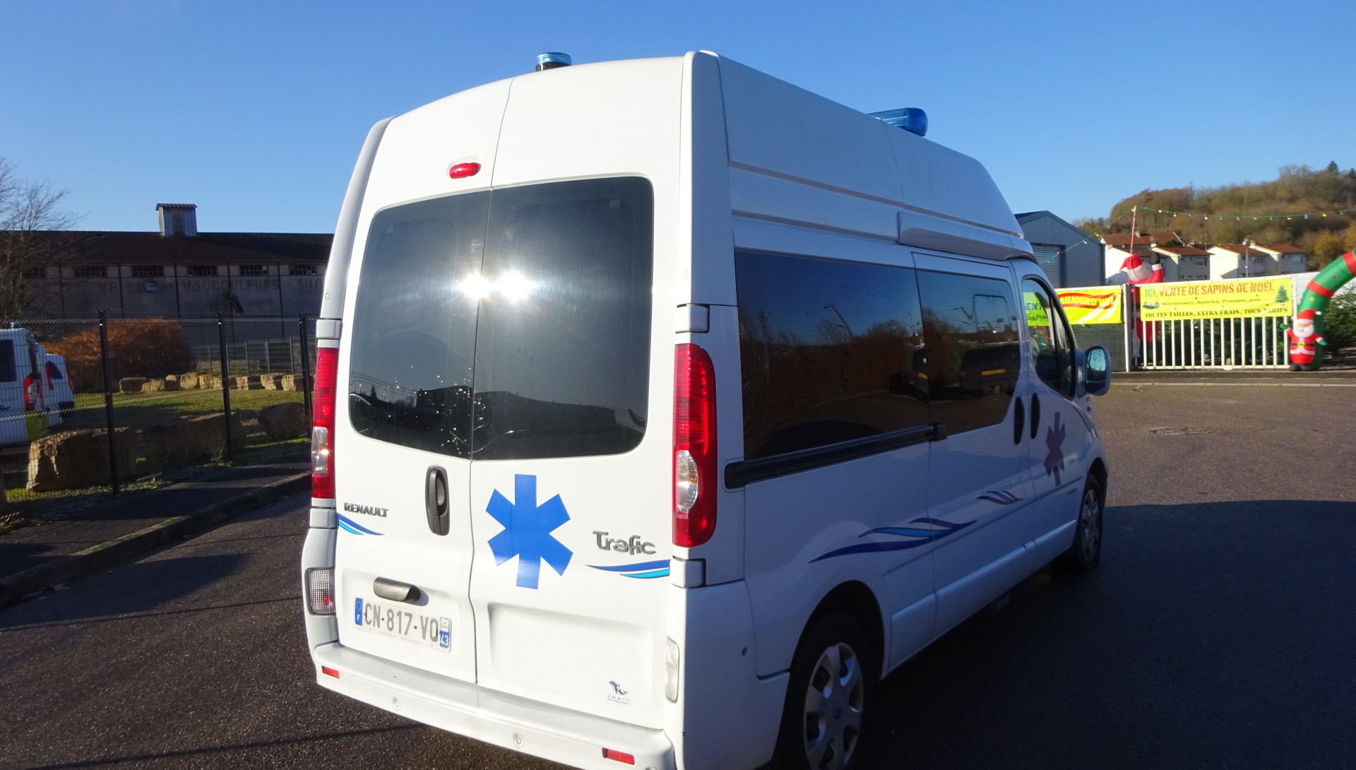Ambulance diesel Renault Trafic 150 CV de 2012