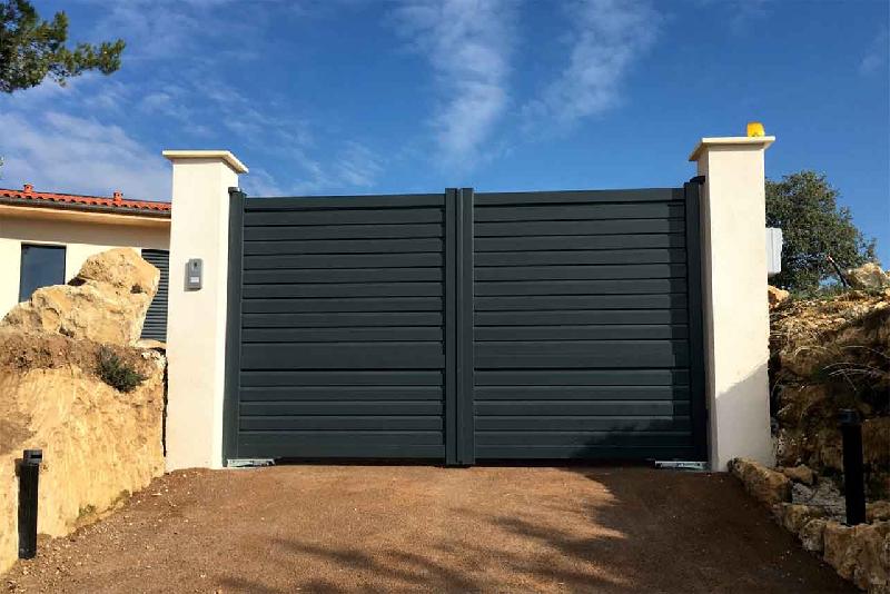 Portail battant persienne traversant - 3250 / 2000_2