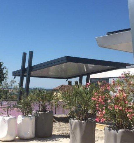 Cirrus - Pergola bioclimatique aluminium avec gestion climatique et capteur de luminosité_2
