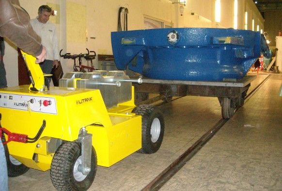 TT-3000P - Tracteur pousseur électrique Alitrak - Capacité de traction 14 000 kg sur sol plat_2