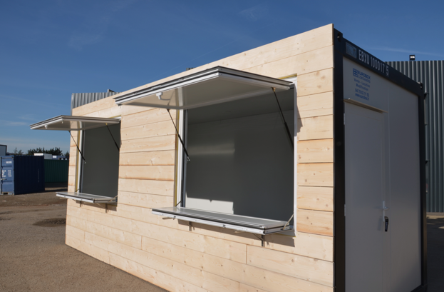 Bungalow Snack en container 20 pieds - Blanc et Noir - 6m x 2,5m - Eurobox_2