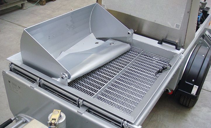 Pompe à chape BMS Worker - moteur Diesel Deutz 3 cylindres - débit 15 m³/h - vis sans fin BMS 15_2