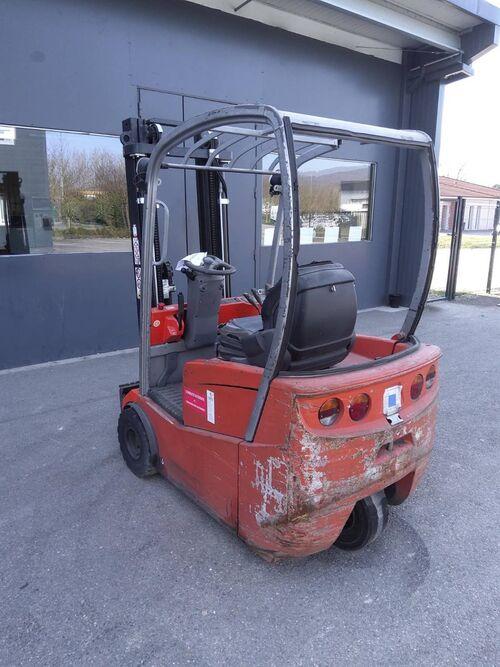 Chariot élévateur électrique BT C3E150R 3252 disponible en occasion et en location de courte à longue durée_2