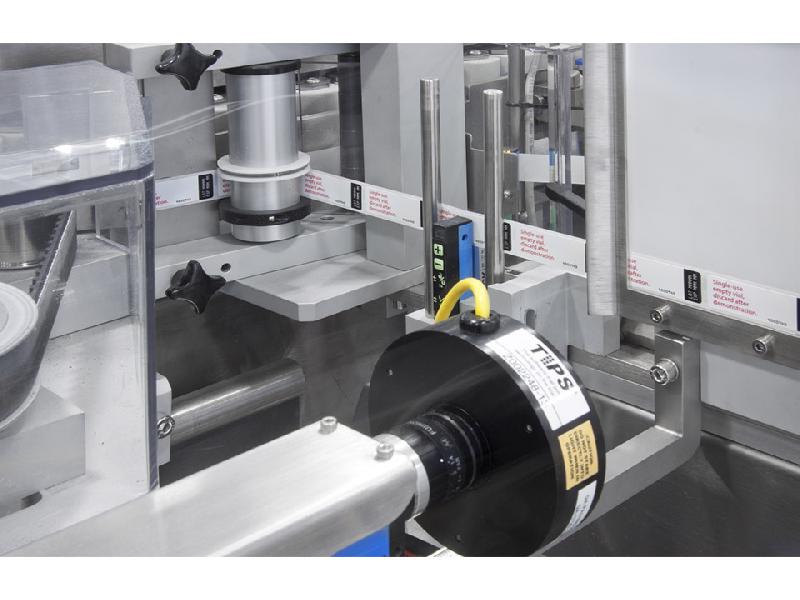 326 AUTOCOLT IV - Étiqueteuse autocollante industrielle - Trunnion, rendement 400 contenants/minute_2