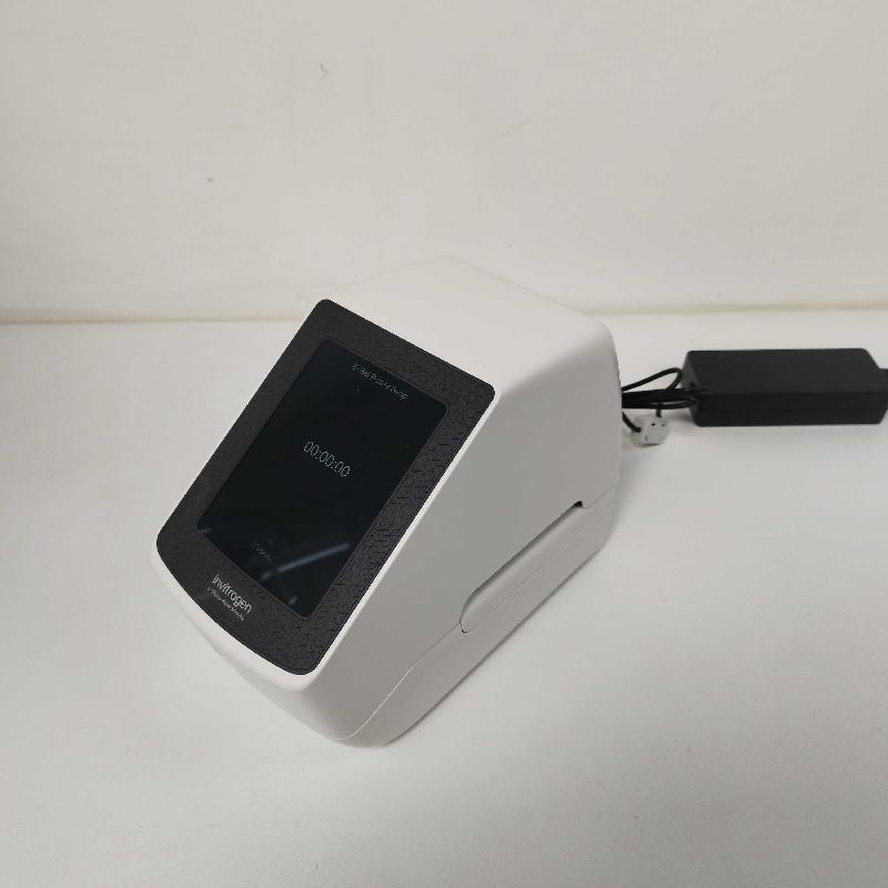 Caméra Invitrogen E-Gel PowerSnap G8200_2