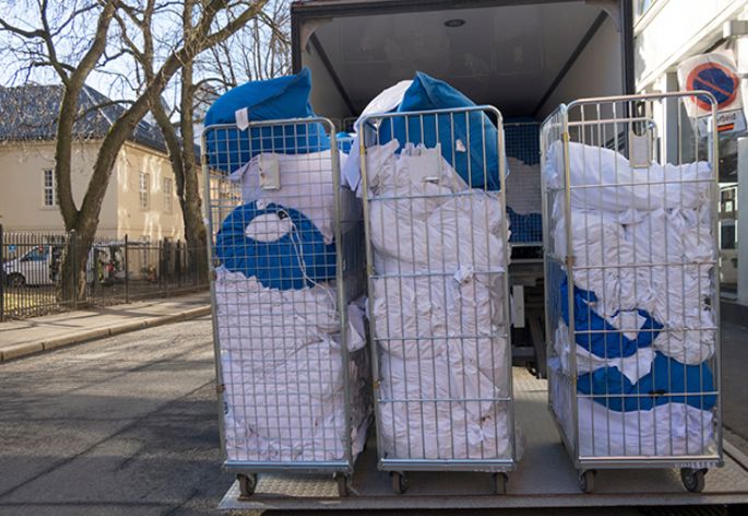 Distributeur automatique pour la collecte et l'enregistrement des vêtements équipés de tags - Capacité 250 à 350 pièces - VETIMAT_3