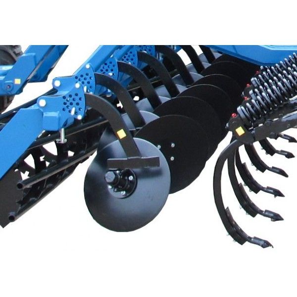 Déchaumeur à dents Mc Bonnel - écartement entre dents 22,5 cm - design fluide et réglages centralisés_3