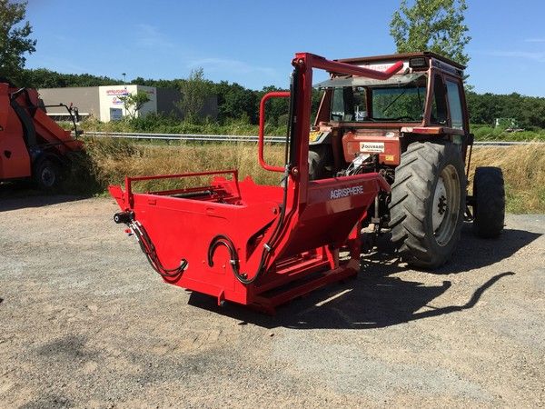 Dérouleuse pailleuse rotative - Atelier 3T - Attelage automatique - Agrisphère_2
