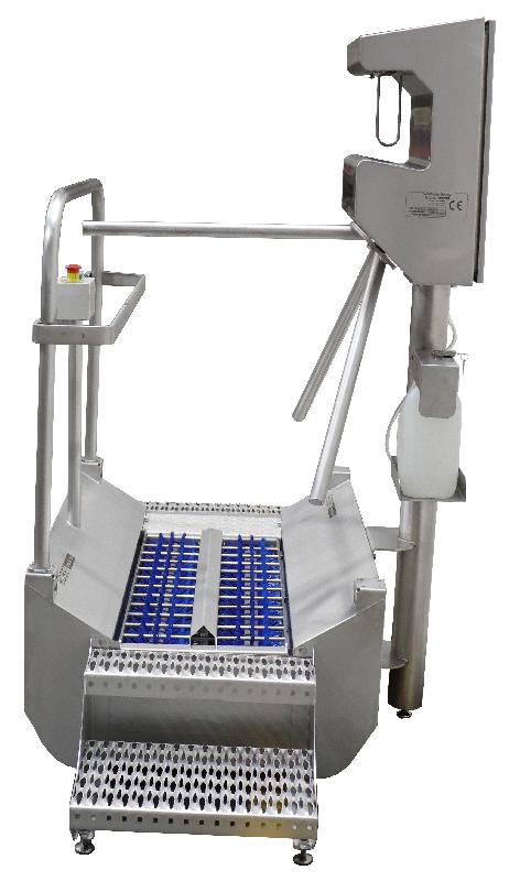 Combiné Hygiène GREENTECH - lave-semelles et désinfection des mains avec tourniquet tripode - Bobet Matériel_2