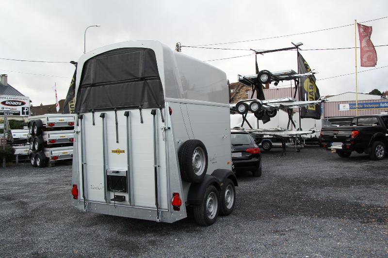 Van 2 places pour chevaux - humbaur - xanthos_2
