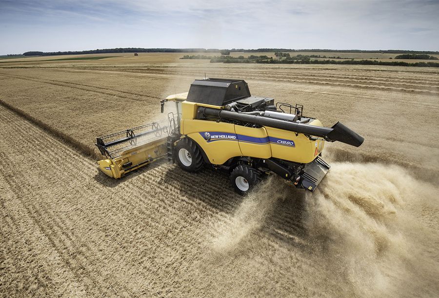 Moissonneuse batteuse CX8.80 - New Holland - trémie 11 500 L - largeur de coupe 6,10 à 12,50 m_2