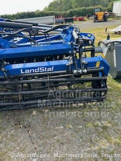 Déchaumeur à disque Landstal BTH400 - repliage hydraulique 4 m - rouleau U Box 600 - matériel de démonstration_2