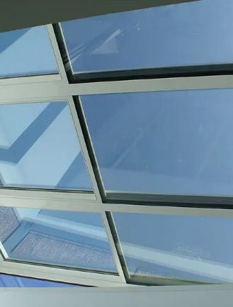 Toiture ouvrante motorisée, mono-pente ou bi-pente sur-mesure - GRI Fabricant_3