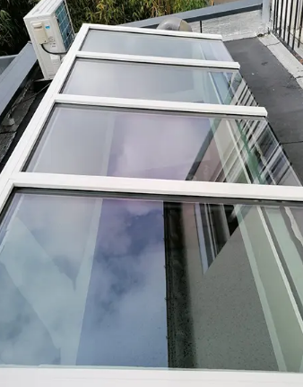 Toiture ouvrante motorisée, mono-pente ou bi-pente sur-mesure - GRI Fabricant_2