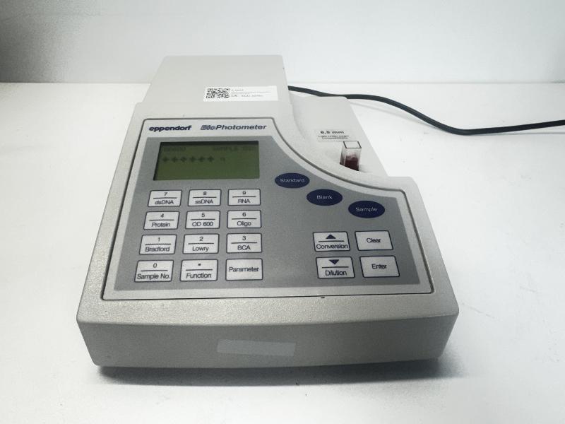 Spectrophotomètre Eppendorf Biophotometer_2