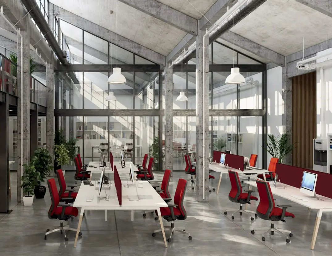 Bureau open space ergonomique et modulable pour équipes collaboratives_2