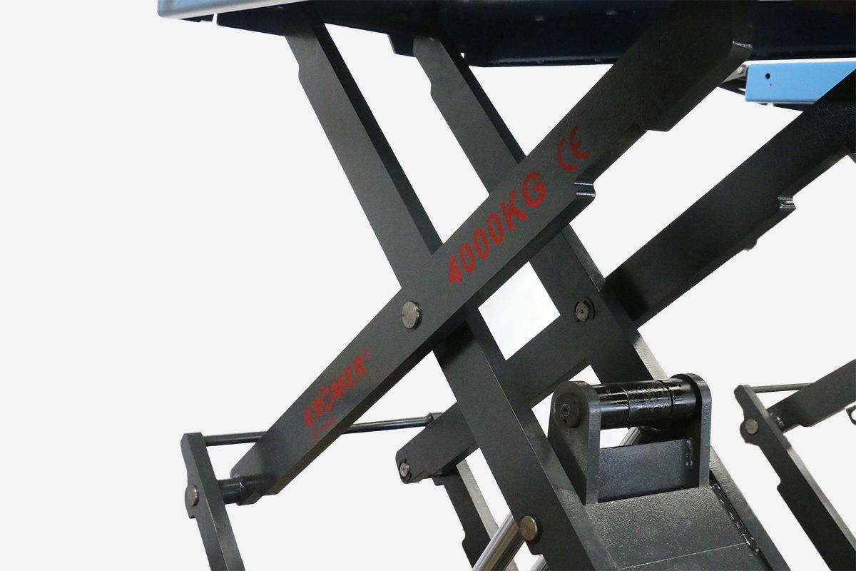 Pont élévateur à double ciseaux  idéal pour les travaux professionnels de maintenance et de réparation automobile - KROEMER XX55_2