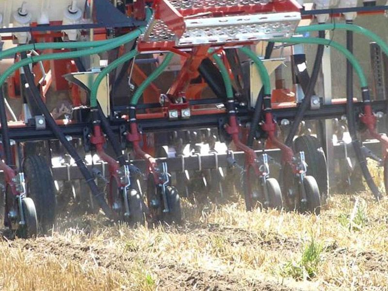 Duo Drill - Baertschi - Semoir en ligne avec épandeurs d'engrais pour cultures spéciales_2