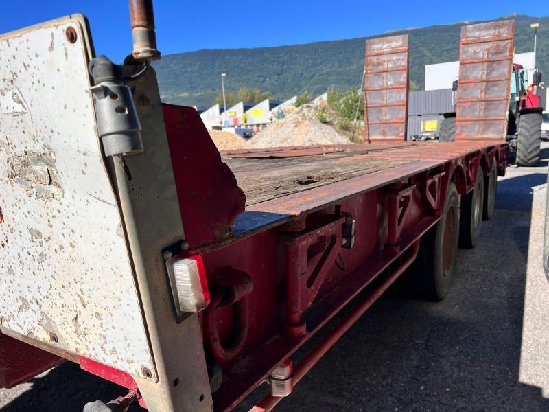 Castera TS243B Remorque porte engins 3 essieux_2