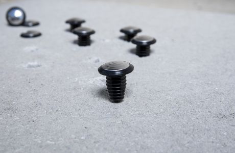 Clou podotactile Iziclou - SIG France - Ø 25 mm x 5 mm - Alliage polymères - Pose intérieure et extérieure_2