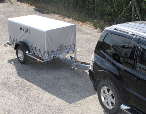 Cuisine mobile tractable avec modules de cuisson personnalisables