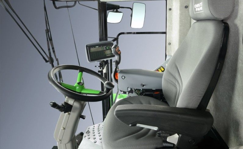 Série c5000 moissonneuse batteuse - deutz fahr - 4 600l_2