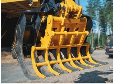 Grappin multifonction  pour les travaux forestiers_2