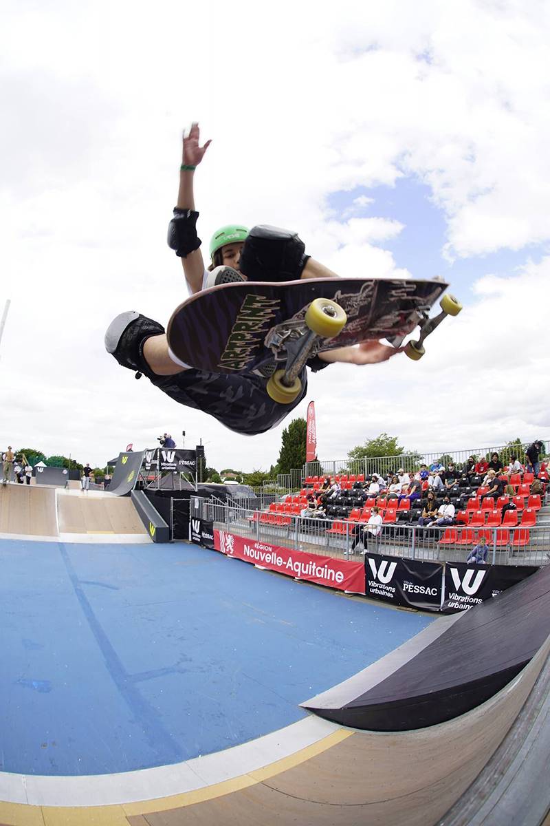 Gradins modulaires avec sièges coques pour concerts et spectacles