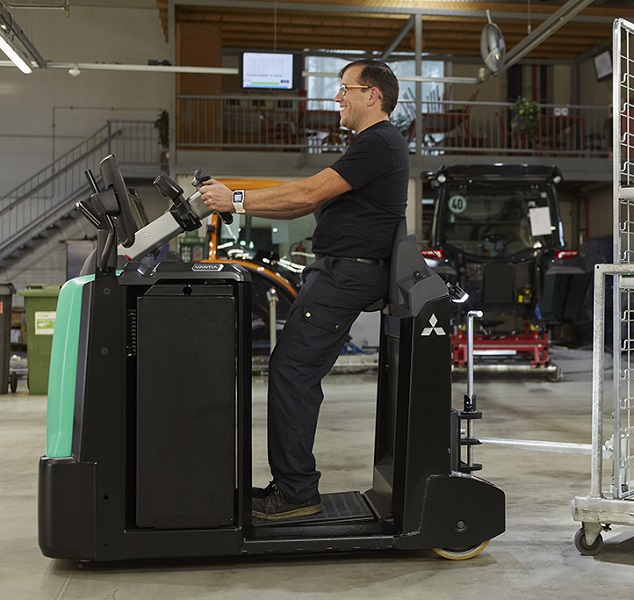 Tracteur électrique Mitsubishi Vantia TBR50N2 - 5000 kg - ergonomique et performant_2