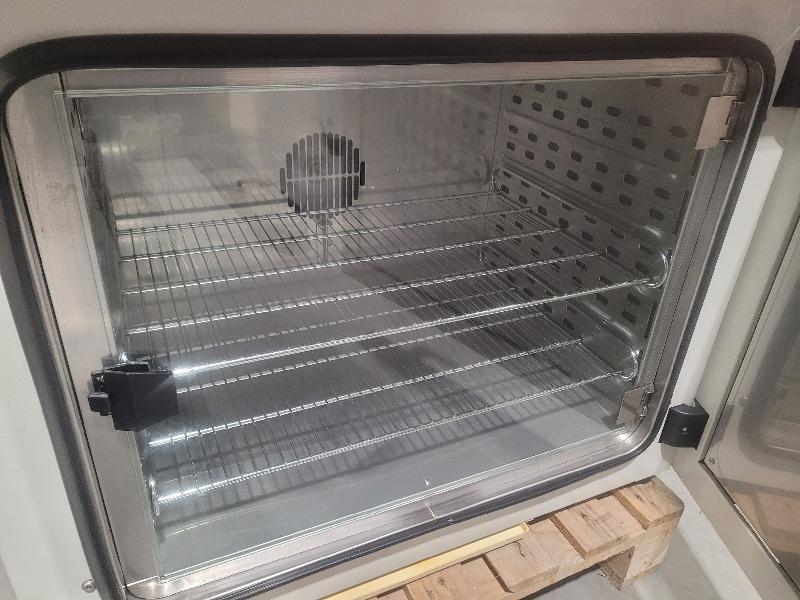 Incubateur / étuve réfrigéré BINDER KB-115 avec convection forcée 100°C_2