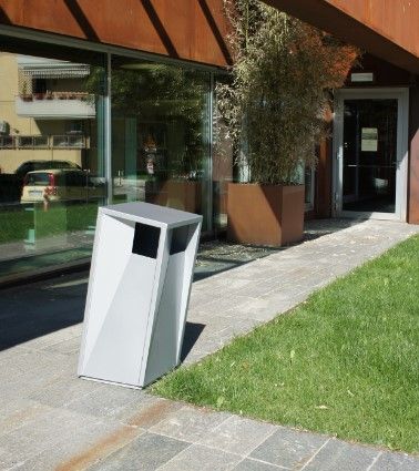 Corbeille publique en métal - 106ares2 ARES2 FIMA - dimensions 430x570x1000 mm_2