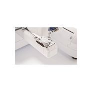 Brodeuse industrielle - brother france - couleur tactile lcd 17,7 cm_2