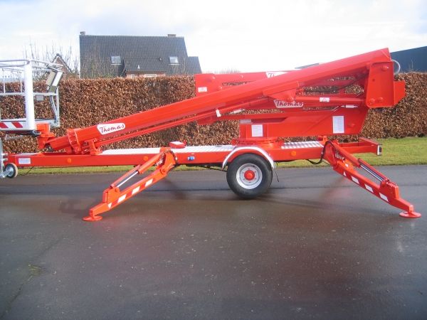 Nacelle tractable pour travaux professionnels en hauteur