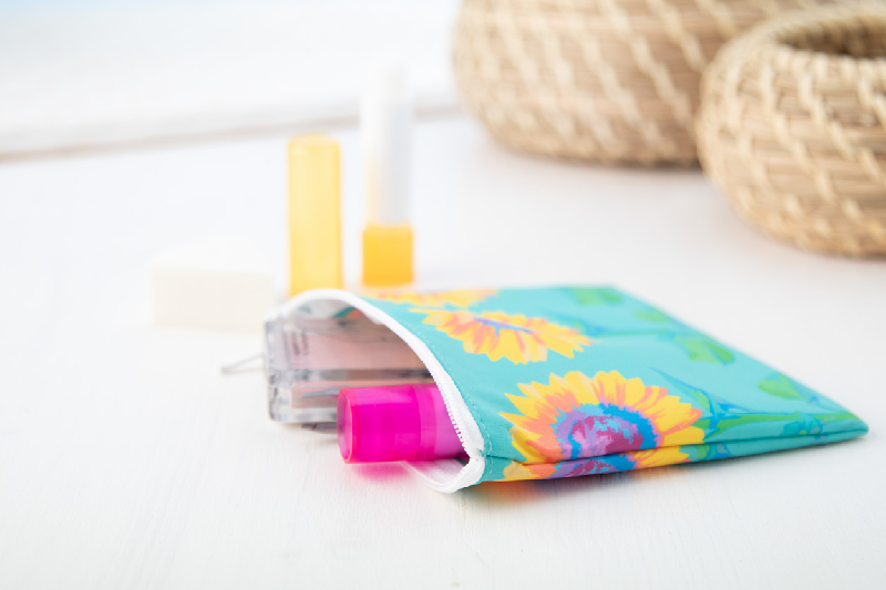 Trousse de toilette zippée en polyester - Impression sublimation sur toute la surface - Quantité minimum 50 pièces_2