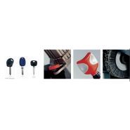 Machine à reproduire des clés avec levier de rotation pratique