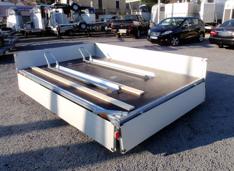 Remorque plateau Humbaur HT 303121 - 2 essieux, roues dessous, ridelles alu, 3000 kg PTAC_2