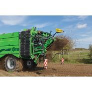 Arracheuse Puma 3 - AVR BVBA - 469 CV - Trémie 8 tonnes - Moteur Volvo Stage IV_2