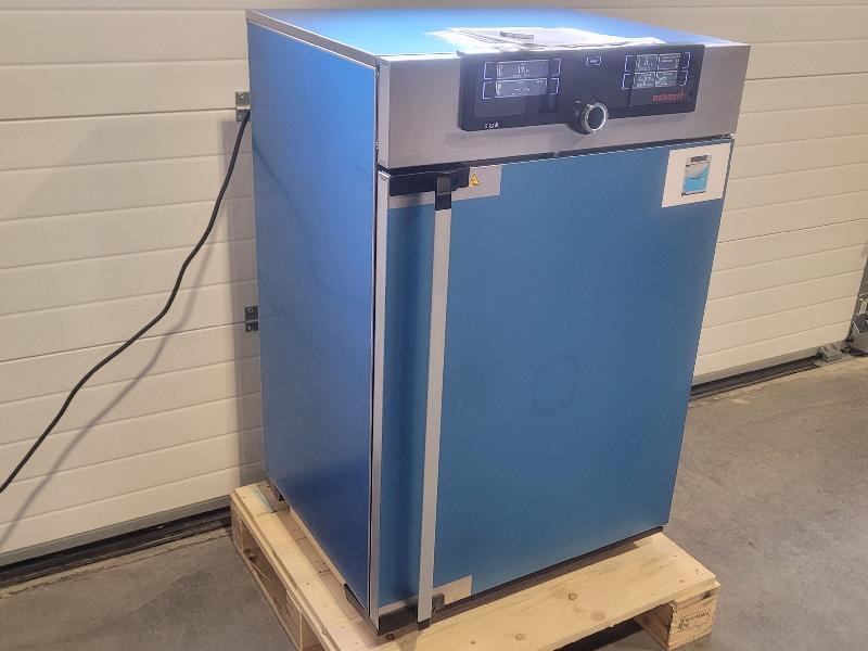 Incubateur / étuve à Co2 MEMMERT ICO150_2