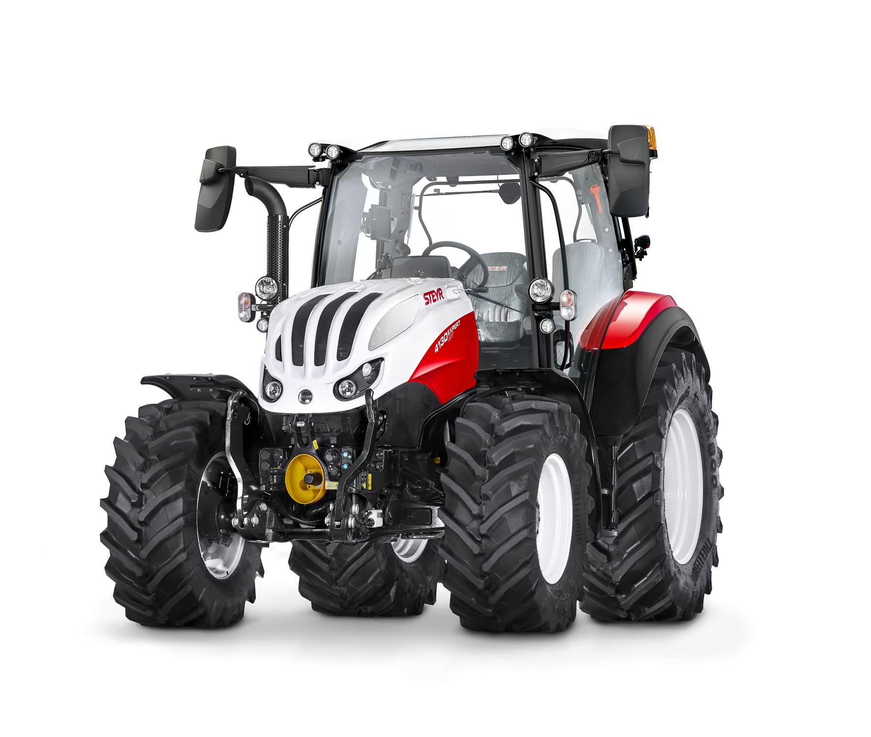 STEYR Expert CVT, tracteur polyvalent adapté au labour, transport et culture