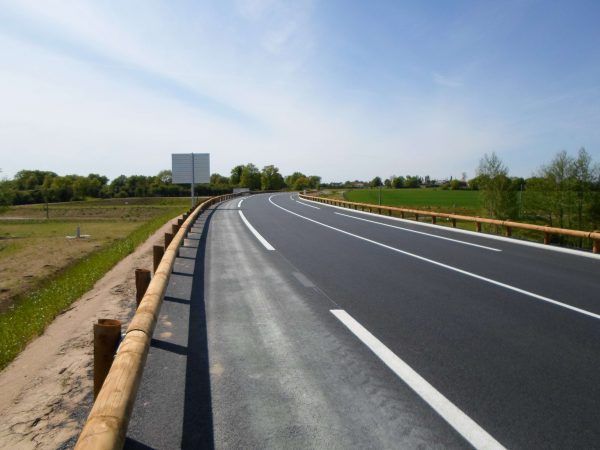 Système de sécurité routière pré-monté en usine, longueur 4 m
