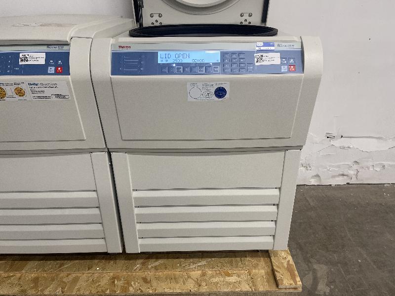 Centrifugeuse réfrigérée Thermo Scientific X3R FR_2