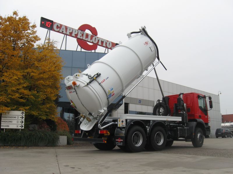 Cap vac camions aspirateurs - cappellotto - aspiration sous vide et transport des eaux usées_2