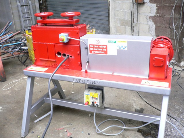 Dénudeur de câbles 100 mm - jusqu'à 3 T/Jour - STRIPTEC-5000_2