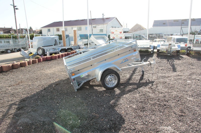 Remorque robuste Lider Robust 39350 - structure rustique, essieu 750 kg sans frein, transport foin, fumier, bois, matériaux divers_2