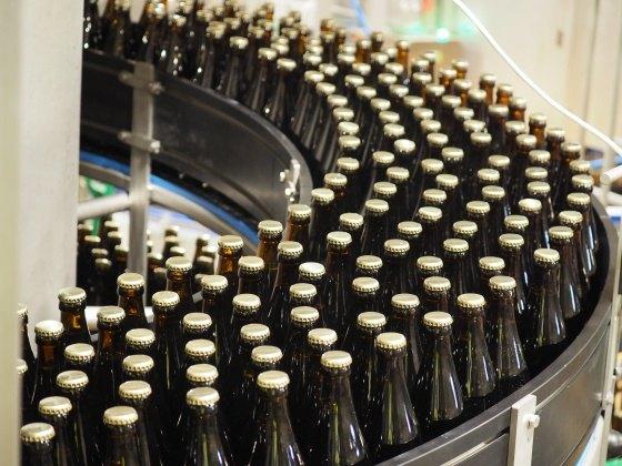 SpiralVeyor SVm - Convoyeur hélicoïdal compact et robuste pour bouteilles et cannettes_2