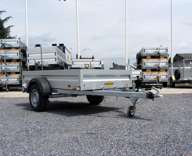 Remorque freiné basculante avec plancher en cp pour charger les scooters, moto, tondeuse, tracteurs, bagages - humbaur - 1386_2