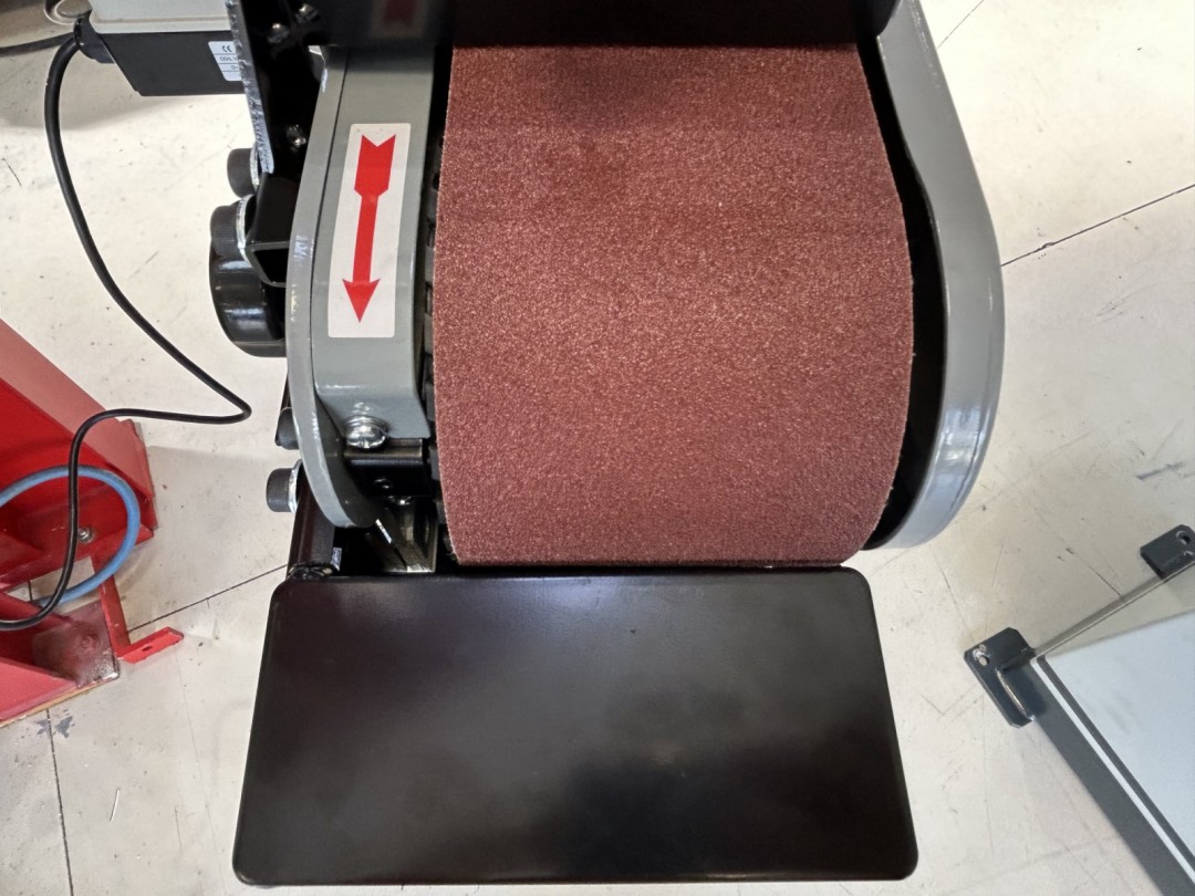 Ponceuse à bande ARROW - PB100 - Meulage de surfaces planes et arrêtes, avec base d'aspiration_2