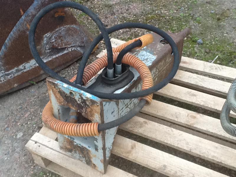 Marteau brh pour minipelle 1t5/2t_2