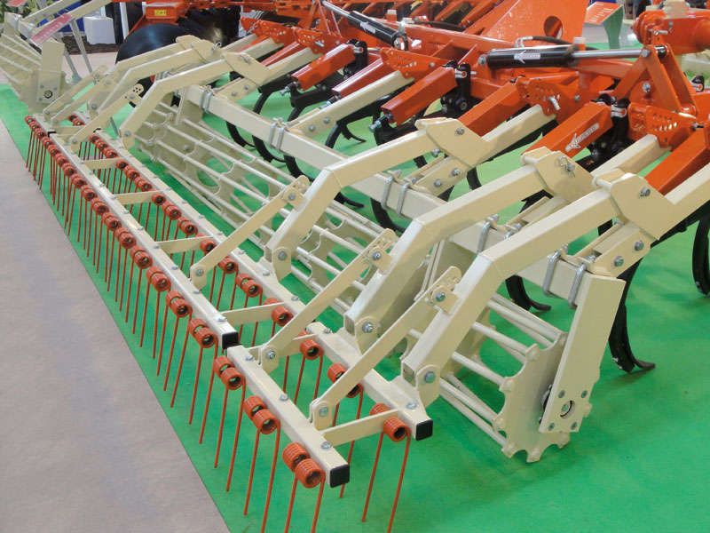 Cultivateur agricole Torpedo - largeur 1,8 à 2,6 m - châssis structurel 80x80x8mm et socs patte d'oie_2